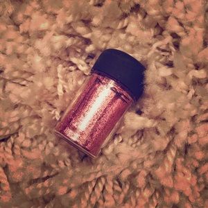 Mac pink glitter